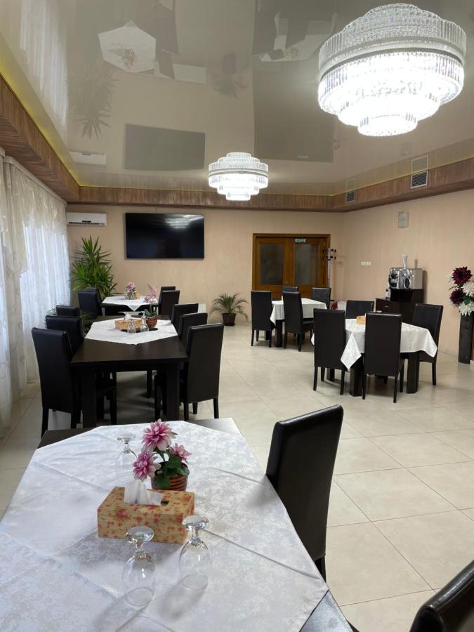 Pensiunea Viitorul Baia de Fier Exterior foto